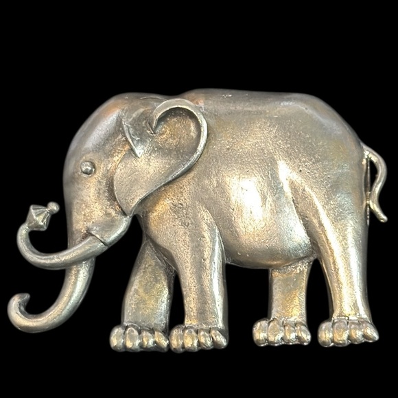 Vintage Large Silver Elephant Brooch / Pendant - Picture 1 of 16